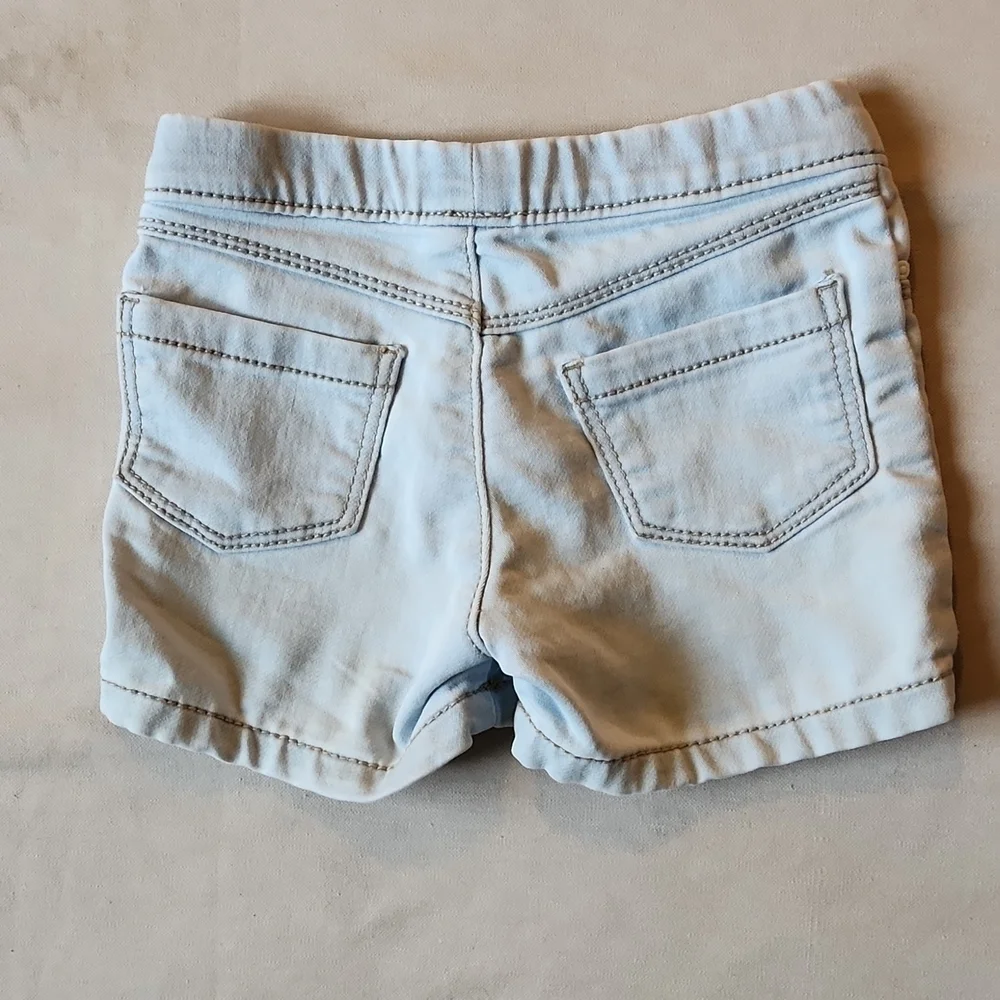 Old Navy floral top with Carter light denim shorts 2T